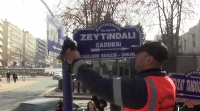 ABD Büyükelçiliği önündeki caddeye 'Zeytin Dalı' tabelası asıldı