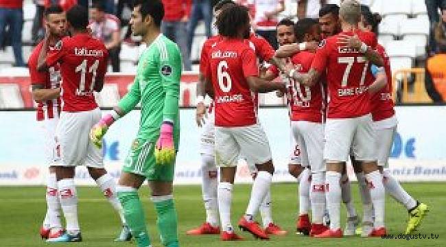 Antalyaspor nefes aldı
