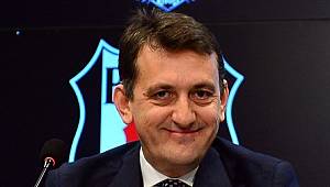 Beşiktaş o şarkıyı çalan anonsçuyu işten çıkardı