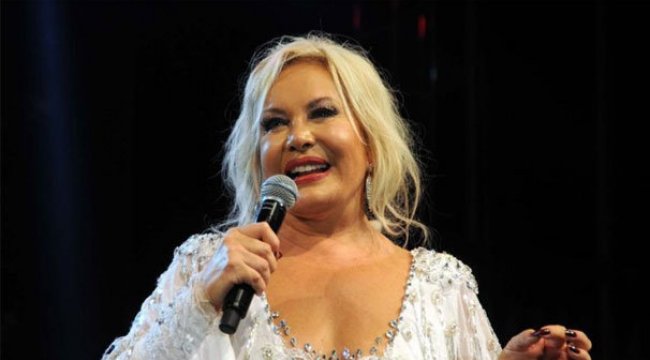 Emel Sayın hastaneye kaldırıldı