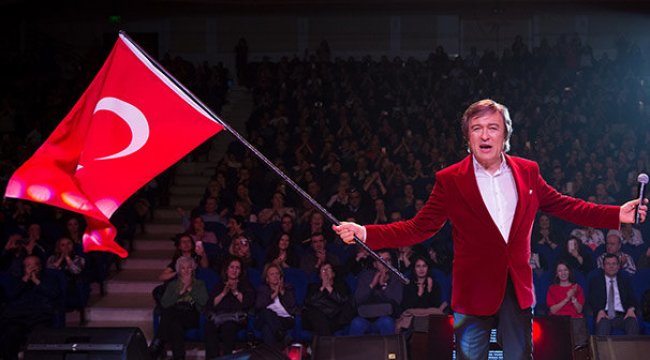 Erol Evgin, Mehmetçik'i unutmadı