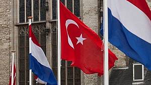 Hollanda Türkiye Büyükelçisi’ni geri çekti