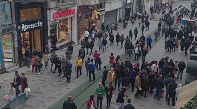 İstiklal Caddesi'ne saksılar geliyor