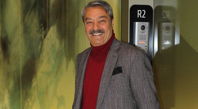 Kadir İnanır her zaman şık