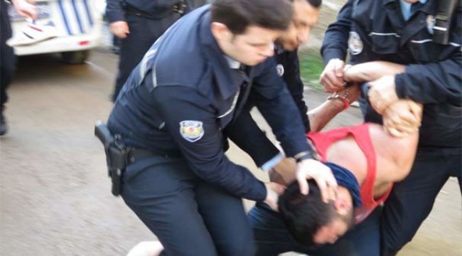 Maltepe'de polisten kaçan şüpheli ortalığı birbirine kattı