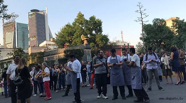 Meksika'da meydana gelen 7,5 şiddetindeki depremin ardından ilk görüntüler