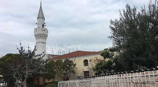 Minarelerde İbrahim Tatlıses şarkıları çalındı! Müftülük açıklama yaptı
