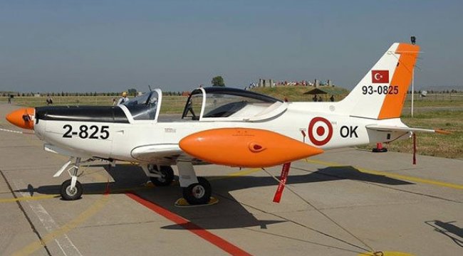 Son dakika... İzmir Çiğli 2. Ana Jet Üssü'nde eğitim uçağı düştü!