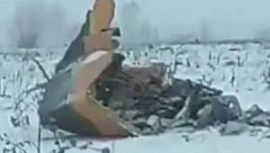Son dakika... Rusya'da yolcu uçağı düştü