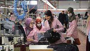 Tekstili merdiven altında öğrendi memleketine fabrika kurdurdu