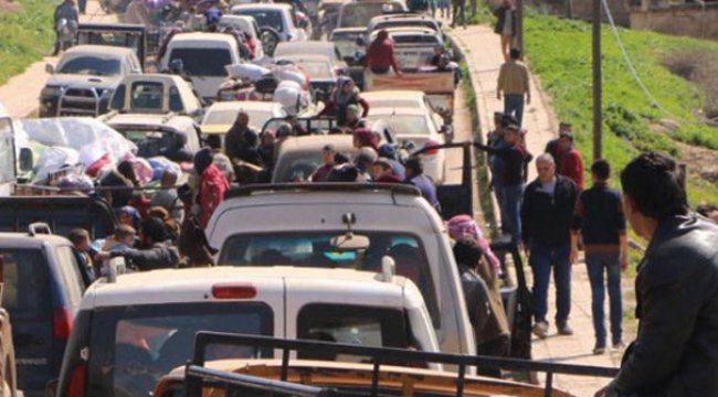 Afrin'de halk ilçe merkezinden kaçıyor
