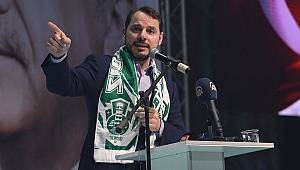 Bakan Albayrak sert çıktı! 'Bir insan bu kadar mı cahil olur?'