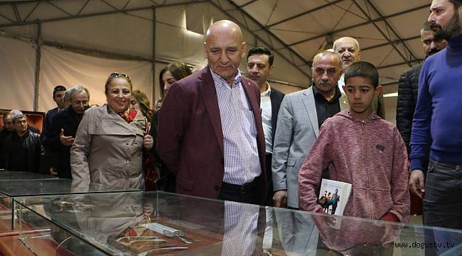 BAŞKAN ALTINOK ÖZ’DEN ÇANAKKALE SAVAŞ MALZEMELERİ MÜZESİ’NE ZİYARET
