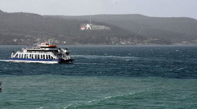 Çanakkale Boğazı'nın rengi değişti