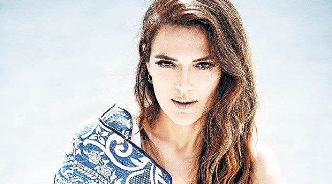 Demet Akalın: Bunu ben bile giymem!