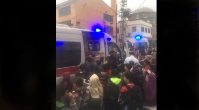 Diyarbakır'da zehirlenme şüphesi ile 20 öğrenci hastaneye kaldırıldı