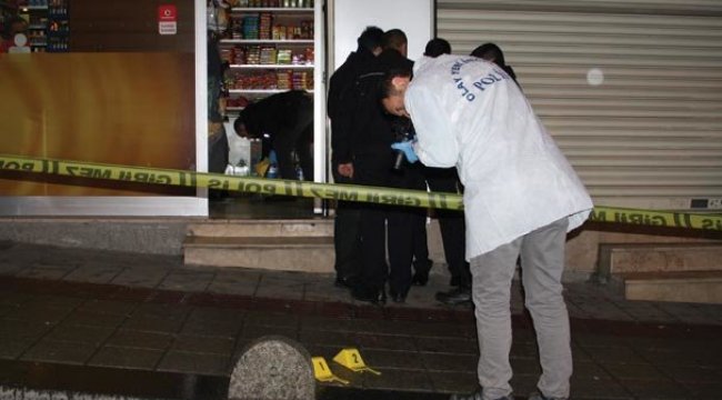 İstanbul'da gece yarısı silahlı kavga