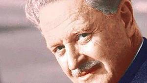 Nazım Hikmet'in Stalin için yazdığı şiir ilk kez Türkçe yayınlandı