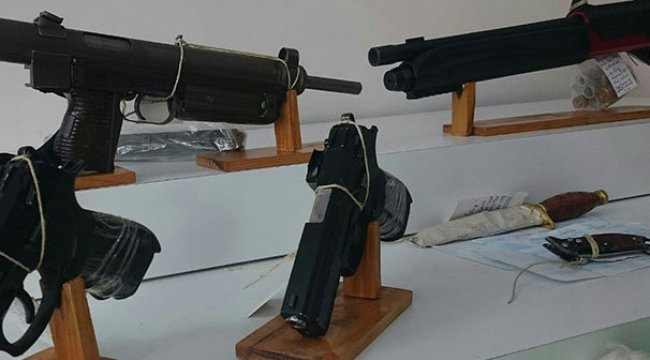 Tahsilat çetesine operasyon! CZ 25 tam otomatik tüfek...