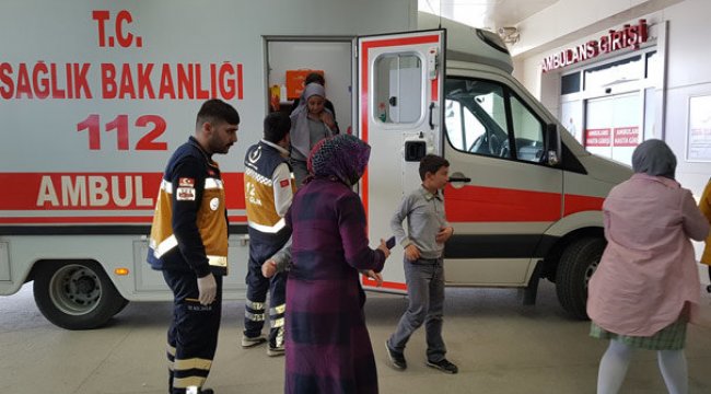 Vücutlarında kaşıntı ve kabarcık oluşan 13 öğrenci, hastaneye kaldırıldı