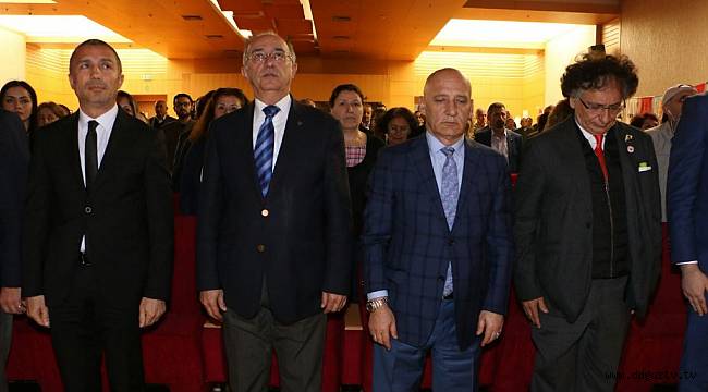 BAŞKAN ALTINOK ÖZ “CUMHURİYET VE KAZANIMLARI” ADLI PANELE KATILDI