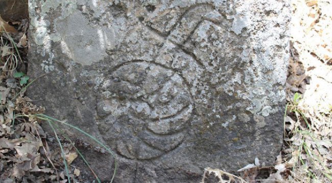 Bitlis'te Osmanlı Dönemi'ne ait yeni mezar taşları bulundu