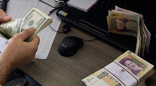 İran, Riyal'i dolara karşı sabitledi