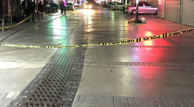 İzmir'de bıçaklı kavga! 16 yaşındaki çocuk dehşet saçtı
