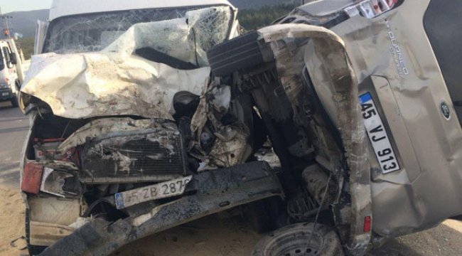 Manisa'da zincirleme kaza
