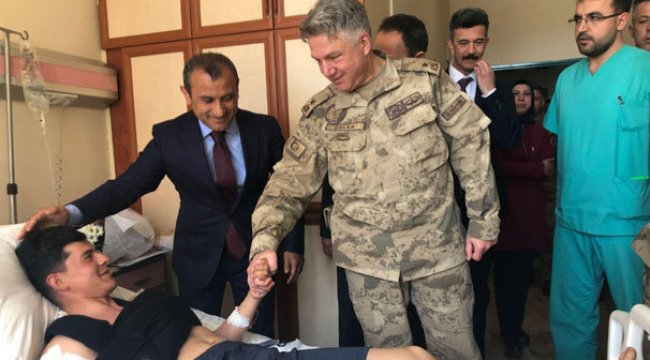 Tunceli Valisi'nden çatışmada yaralanan uzman çavuşa balayı sözü