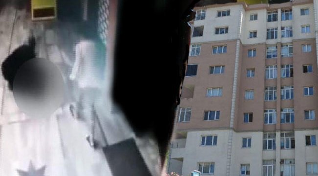 Annenin kahrolduğu an... Ayaklarını gördü, kurtaramadı