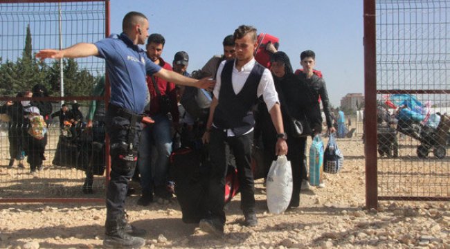 Bayram için ülkelerine giden Suriyelilerin sayısı 10 bini aştı