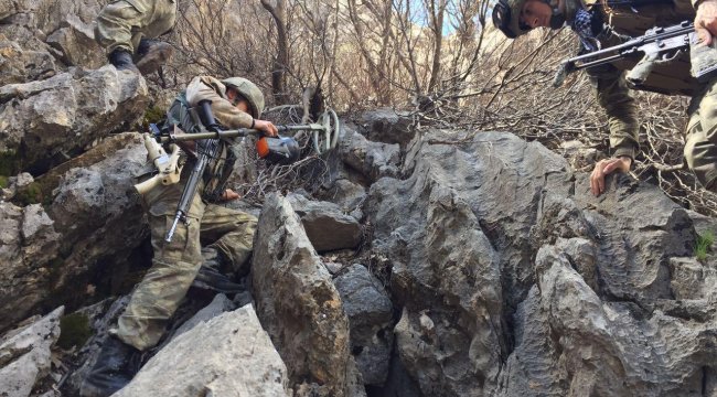 Diyarbakır’da PKK sığınağından 31 milyonluk uyuşturucu çıktı