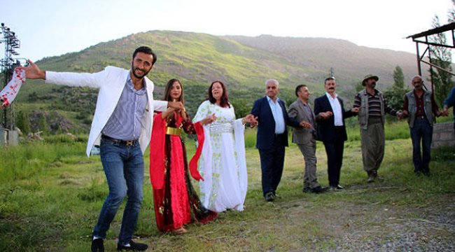 Fransa'da evlendiler, balayı için Kato Dağı'na geldiler