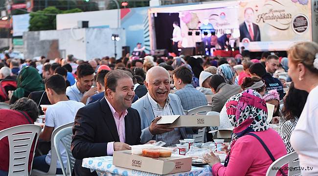 Sevgi Sofraları Altayçeşme’de kuruldu