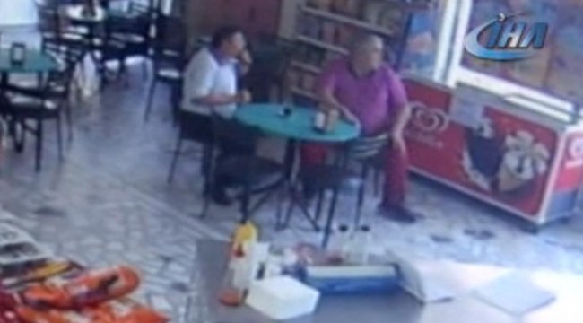 Çay içerken hayatlarının şokunu yaşadılar