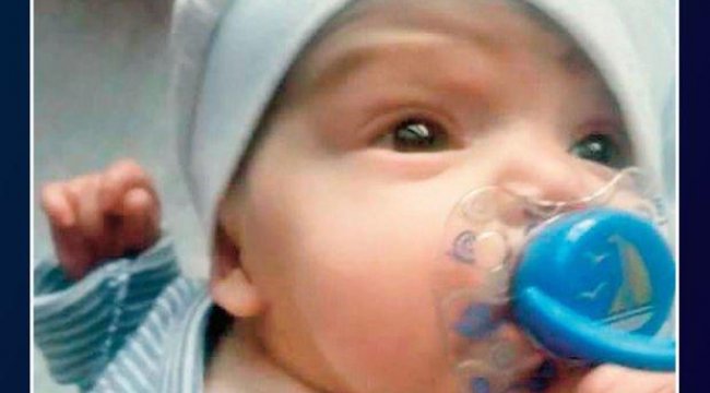 Dünyada bu hastalığı yaşayan 10'uncu bebek... Tek çaresi var
