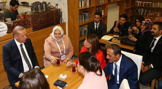 Erdoğan'dan Tiryakizade Kıraathanesine ziyaret