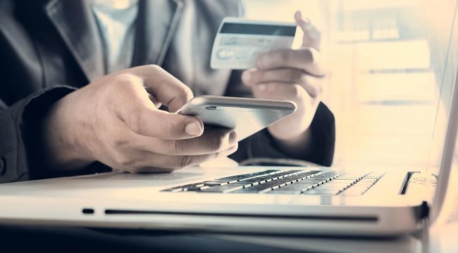 Kredi kartı borcu için taciz eden avukatlık bürosu çalışanına 7 yıl hapis istendi