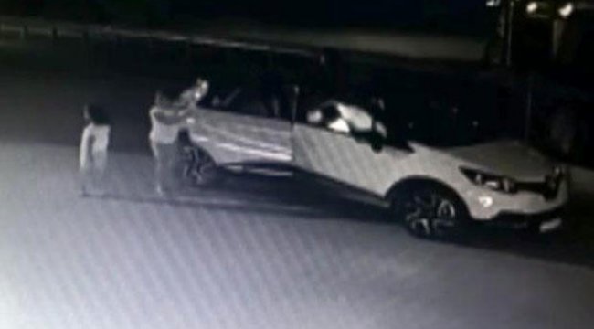 Çok feci! Otomobilin çarptığı iki küçük kardeş yaşamını yitirdi