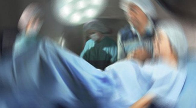 Devlet hastanesinde kan donduran iddia: 'Tekme tokat doğum yaptırdılar'