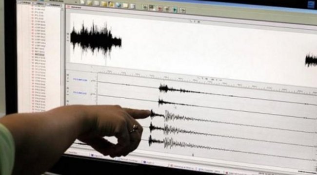 İstanbul'a tsunami uyarısı! 6 metrelik dalgalar Ataköy'e ilerleyecek