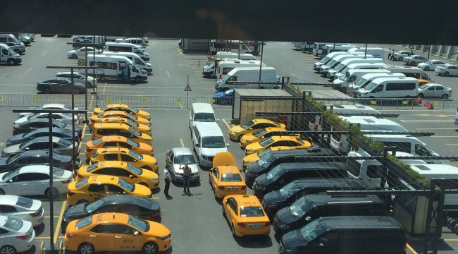 UBER şoförlerinin eyleminde arbede