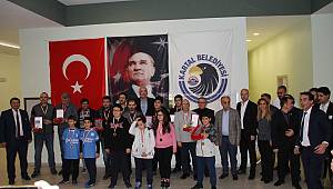 ATATÜRK KUPASI 7. SATRANÇ TURNUVASI KARTAL’DA GERÇEKLEŞTİRİLDİ!