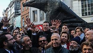 Ekrem İmamoğlu'ndan Çarşı'ya ziyaret!