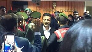 Erdoğan’a boyun eğseydim hapiste değil Saray’da olurdum!