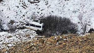 İki küçük çocuk bu araçtan çıkıp köye kadar yürüdü!