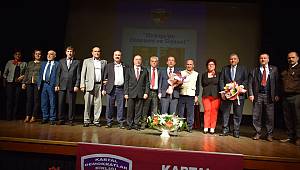 Kartal Demokratlar Birliği Kartal'da Ekonomi ve Siyaset Konulu Panele ev sahipliği yaptı.