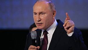 Putin: ABD’nin Suriye’den çekildiğine dair bir emare yok