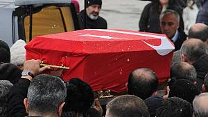 YHT kazasında hayatını kaybedenlerden beşi toprağa verildi 